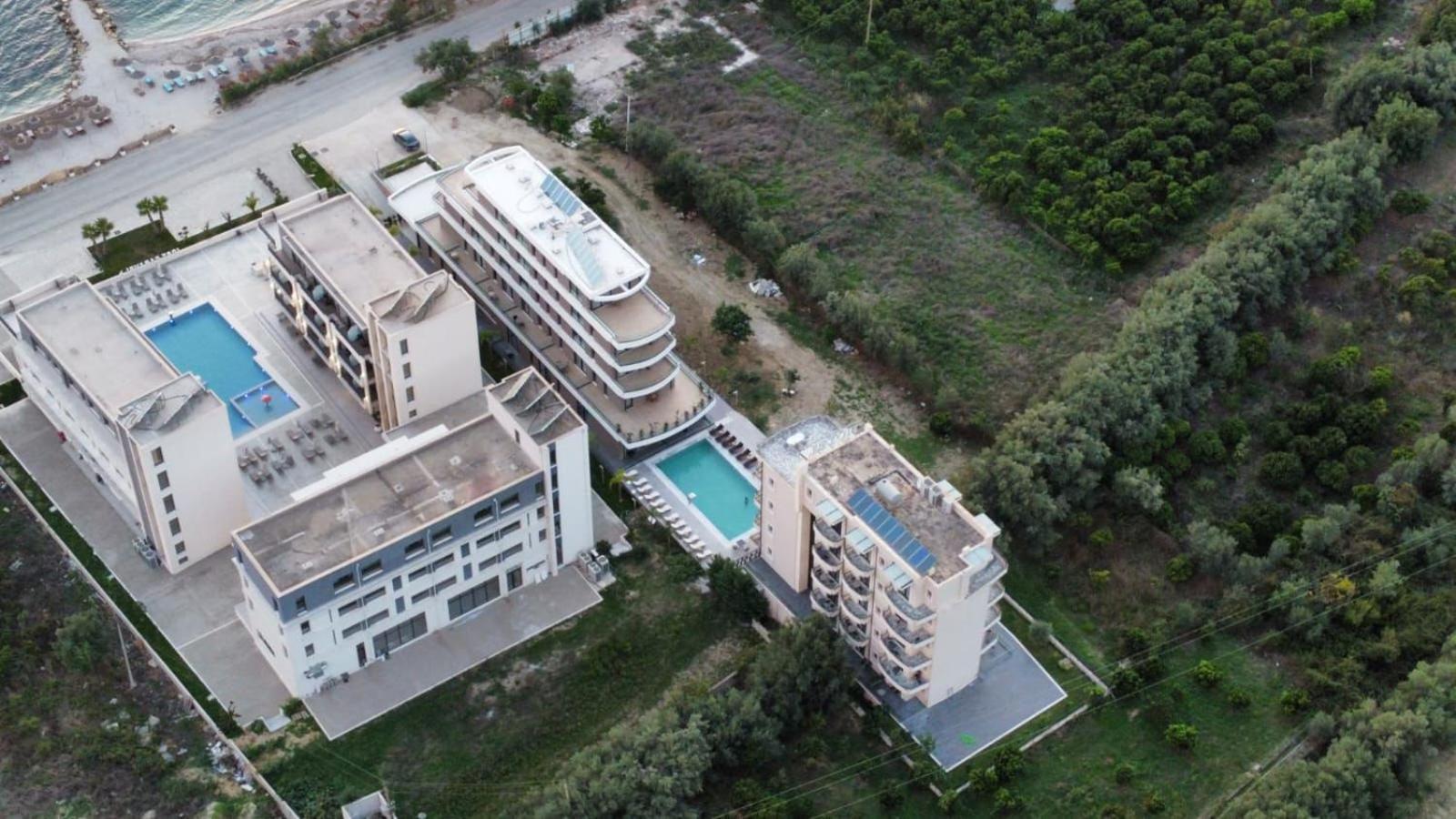 Radhimë A&G Hotel מראה חיצוני תמונה